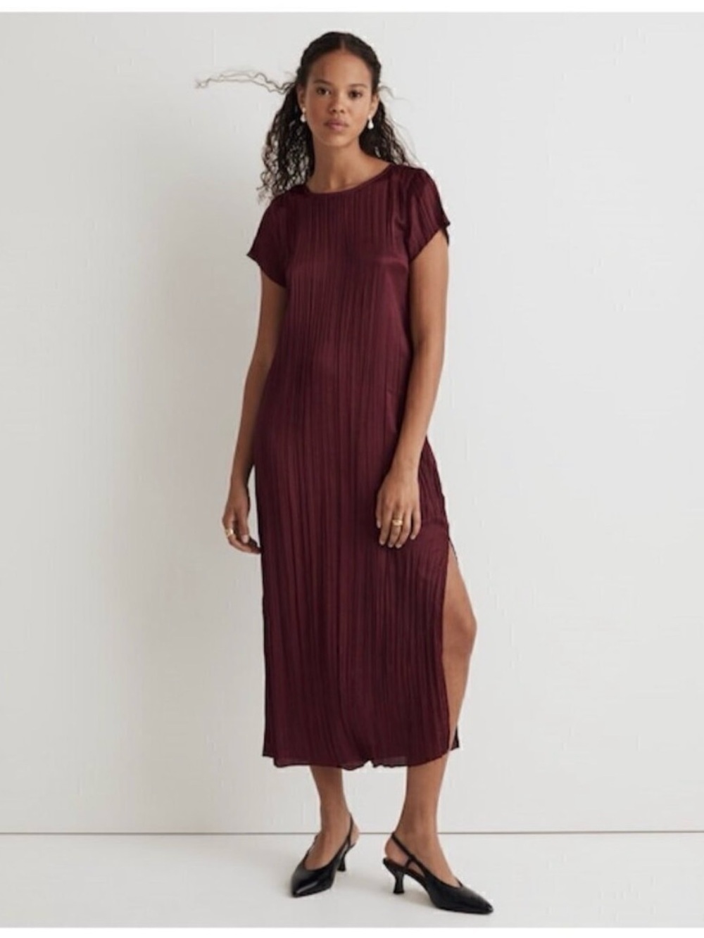 Madewell Plissé Short-Sleeve Slip Midi Dress in Mulberry Wine Burgundy Red